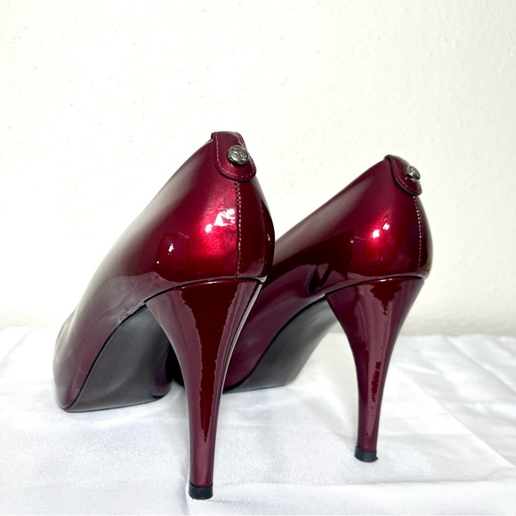 Stuart Weitzman Sierra red patent leather pumps - Picture 3 of 4